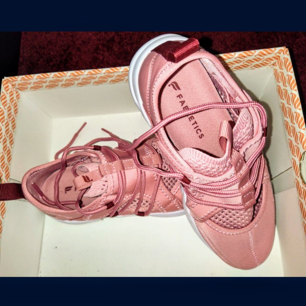 Fabletics Athletics Shoes S6